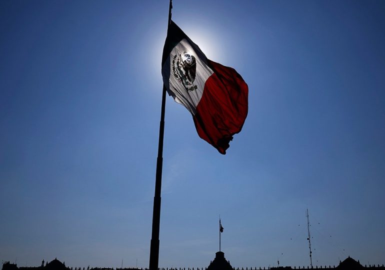 Gunmen kill 6 people, wound 26 others in attack on party in northern Mexico border state