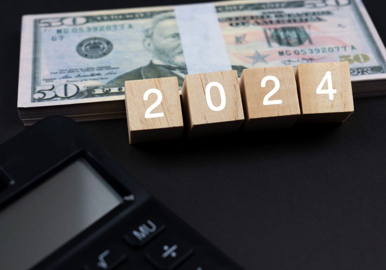 Here's how to create a diversified bond portfolio with up to 6% yield, according to the pros
