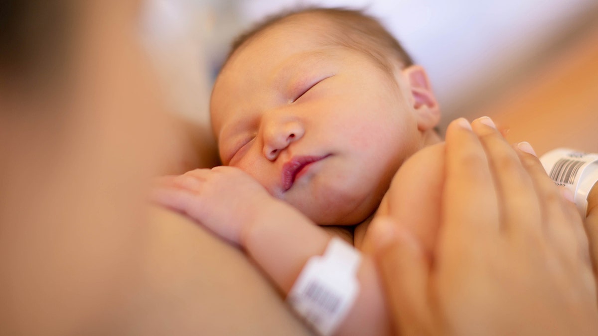 Lack of sleep during pregnancy could impact baby's development, study reveals