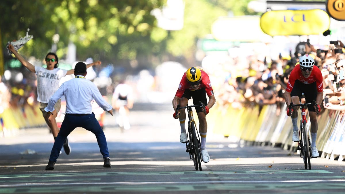 Security guard’s ‘swift move’ stops determined anti-Israel agitator at Tour de France finish