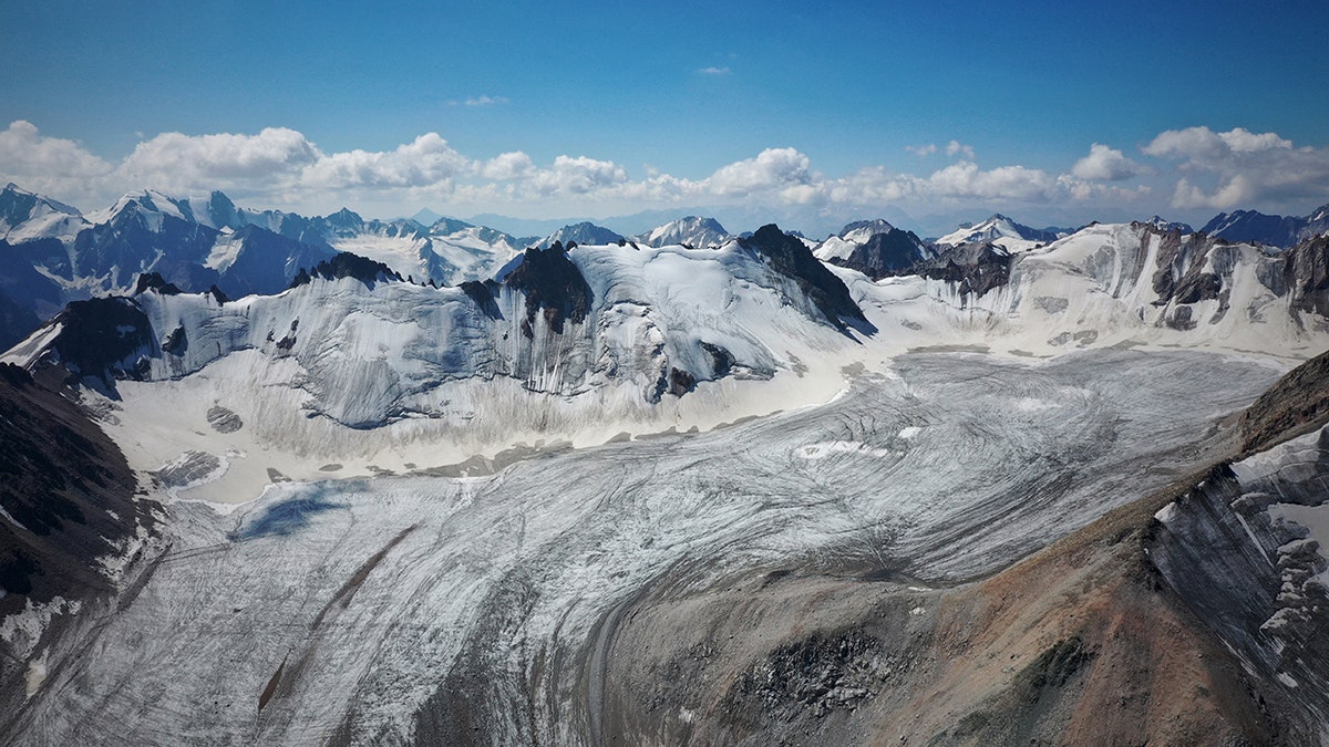Tian Shan Mountain range