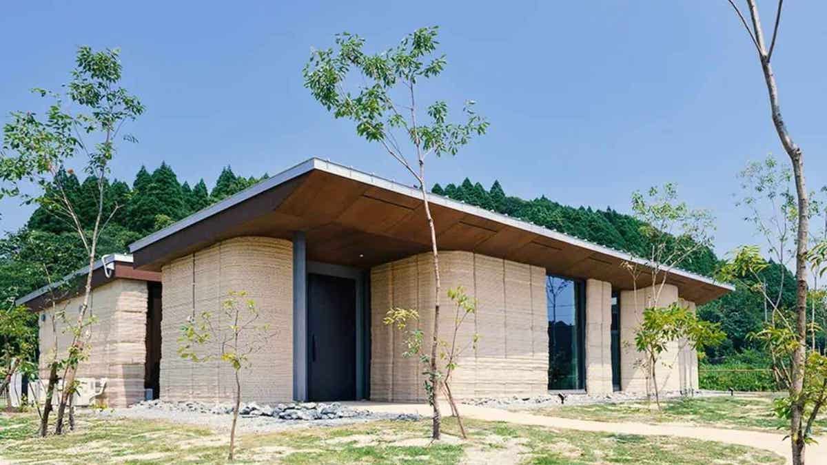 Lib Earth House Model B.