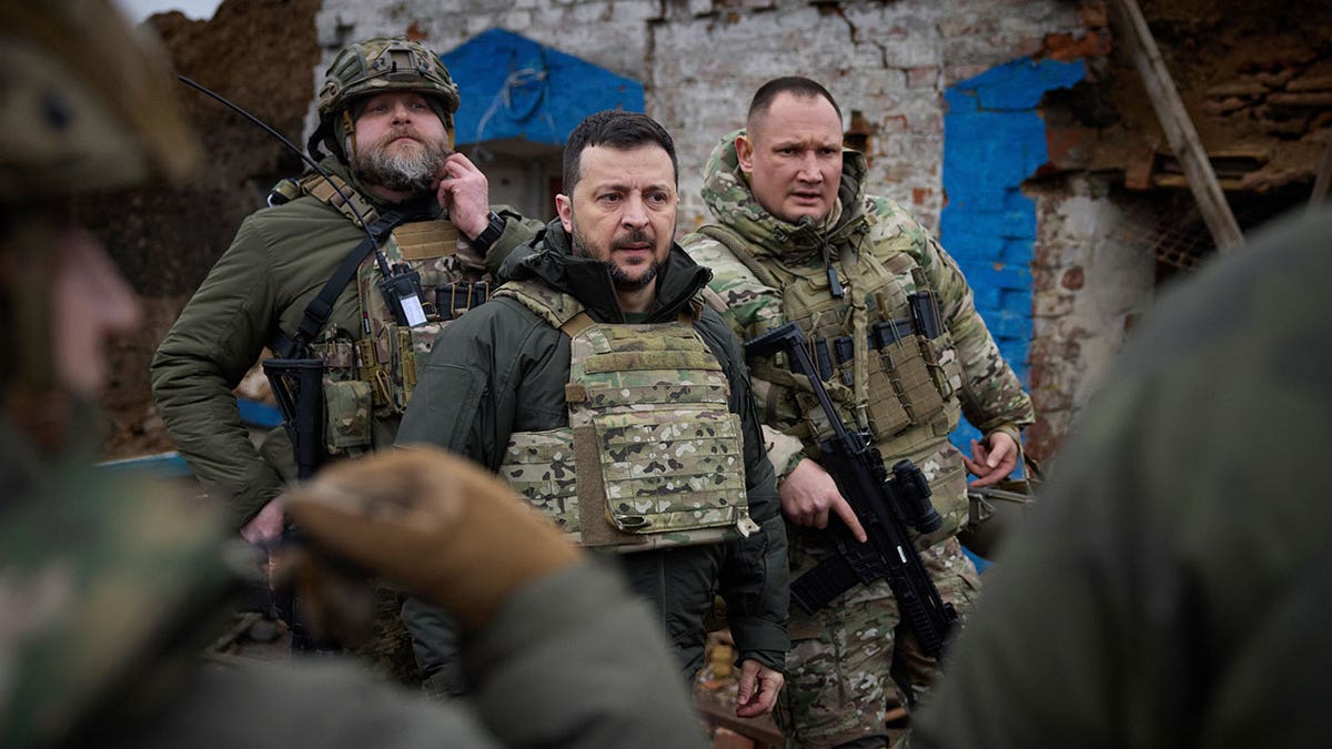 Volodymyr Zelenskyy with troops