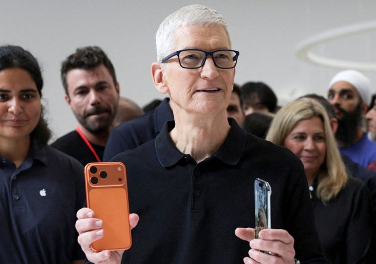 Even with Trump's tariff blessing, Apple hikes iPhone prices