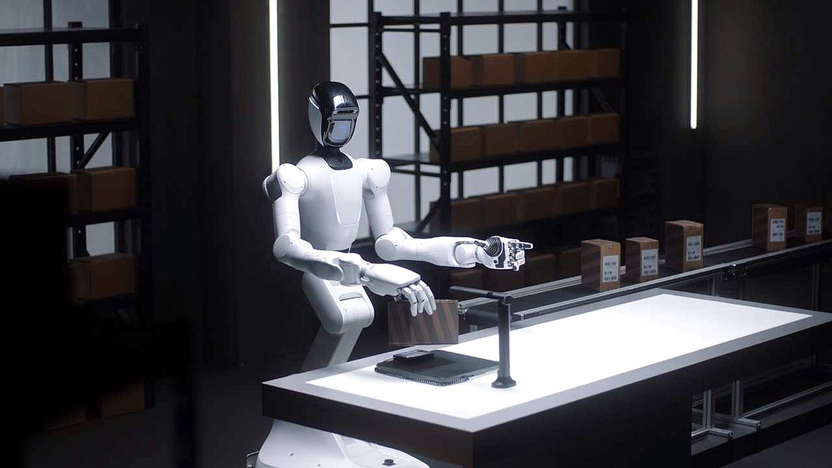 A Quanta X2 robot holding a cutting board