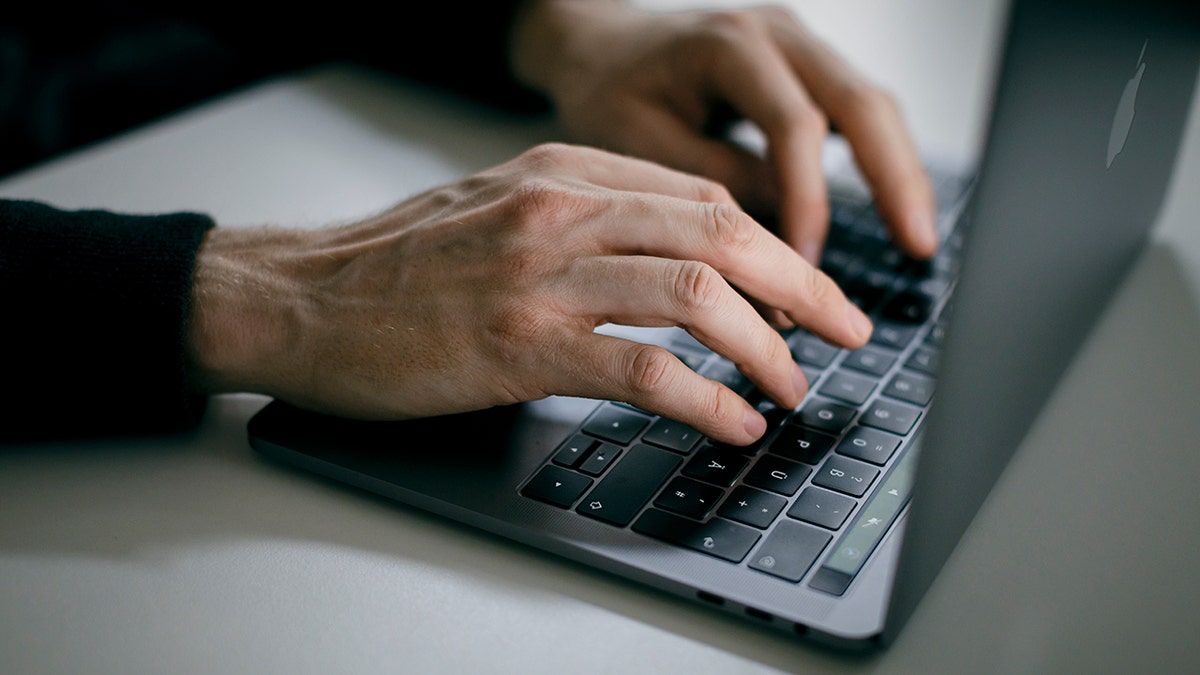 How malicious party invites target your inbox