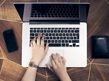 How to spot and stop AI phishing scams