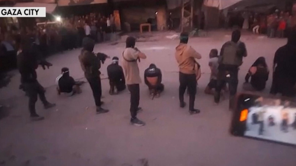 Hamas executes opponents in Gaza