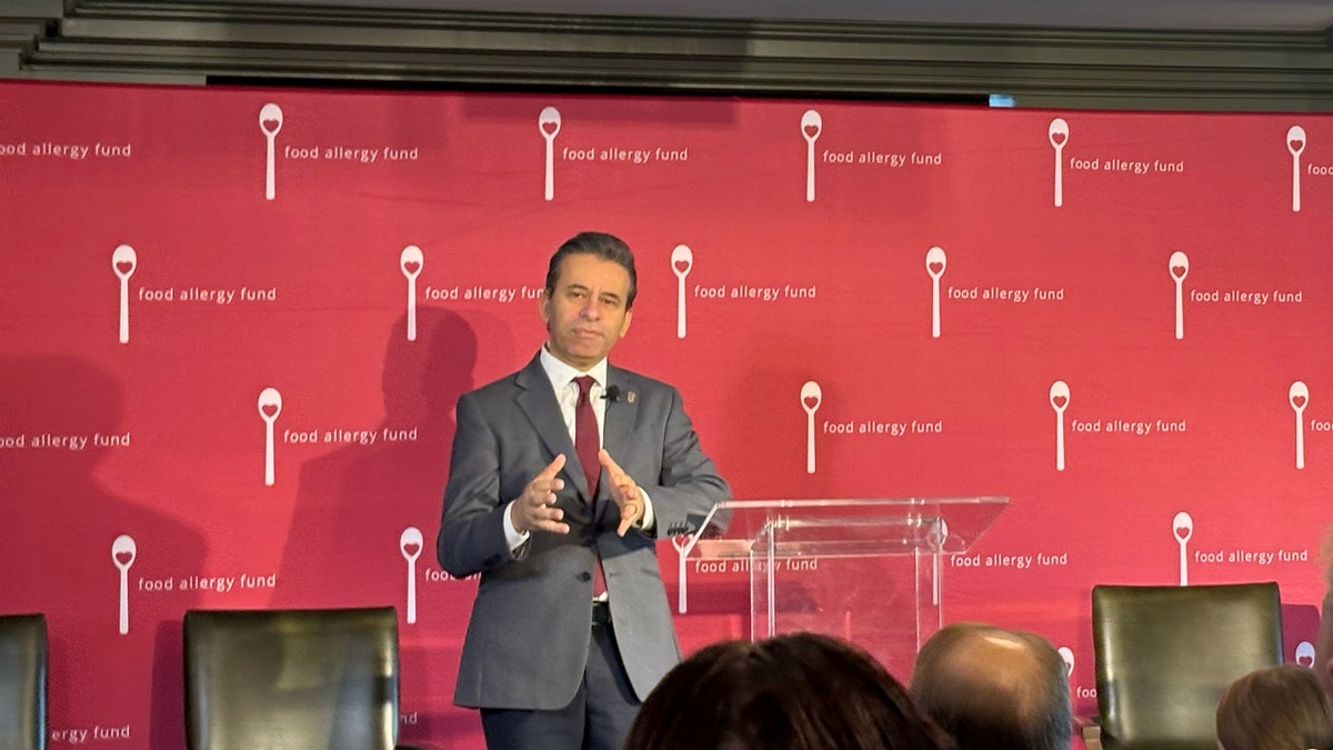 Dr Marty Makary speaks at Food Allergy Forum in Washington, DC.