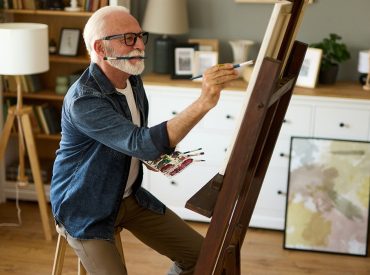 Creative hobbies keep the brain young, study finds; here are the best ones to pursue