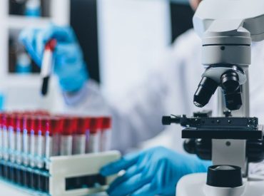 Grain-sized robot could change how doctors deliver drugs