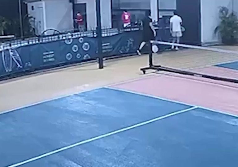Pickleball player plunges to his death in 3-story fall after climbing over safety rail to retrieve ball