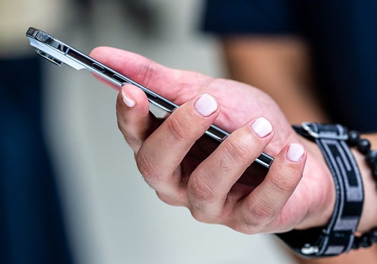 How to share your estimated arrival time on iPhone and Android