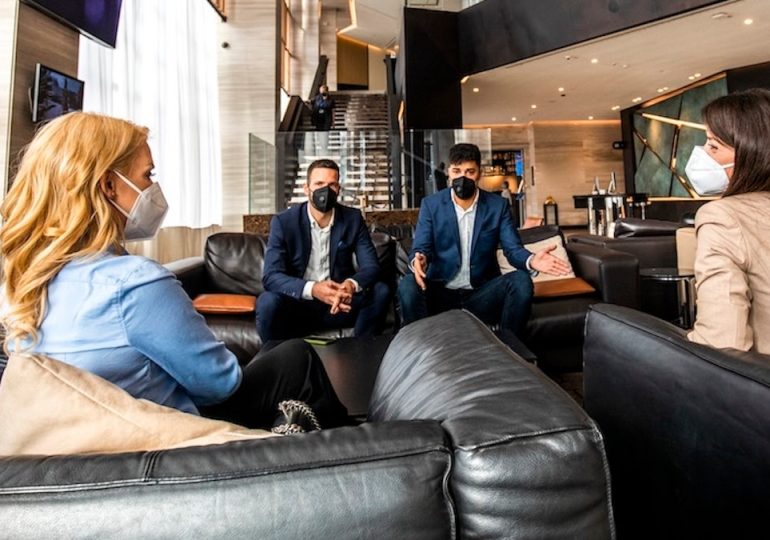 Researchers locked flu patients in a hotel with healthy adults — no one got sick