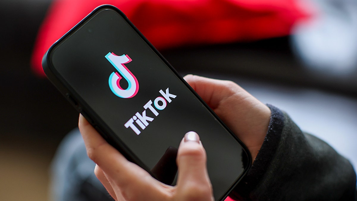 5 trendy tech words shaping today's internet culture