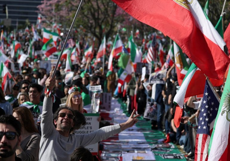 Global protests call for Iran regime change in major cities worldwide after bloody crackdown