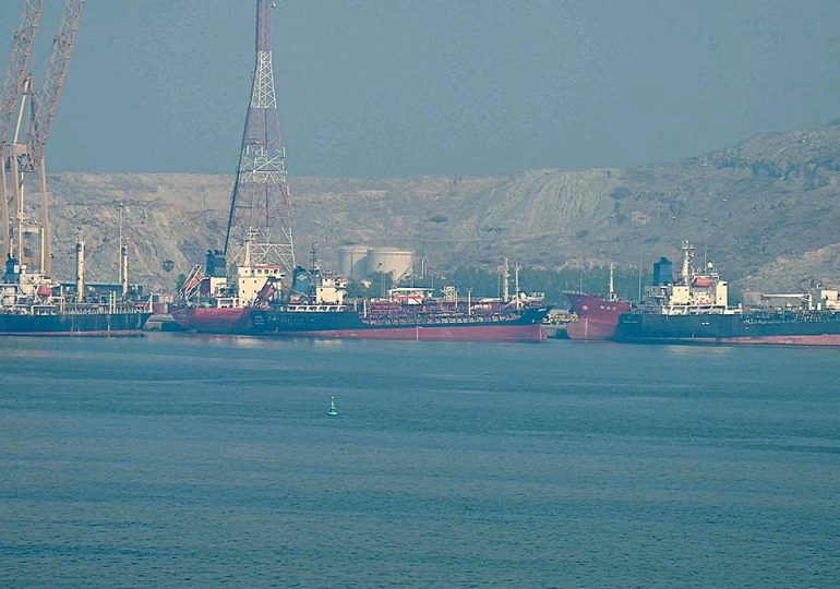 Iran seizes oil tankers, threatens 'massacre' in Strait of Hormuz, hours before US talks