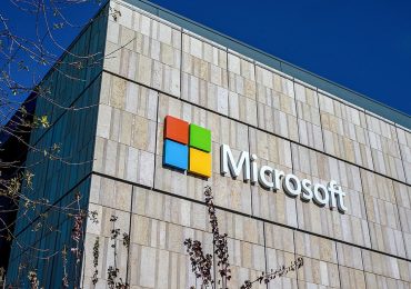 Microsoft crosses privacy line few expected