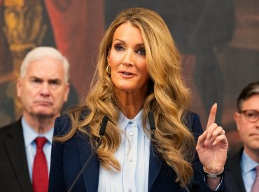 SBA freezes over 100,000 California borrowers in sweeping $9B pandemic fraud crackdown