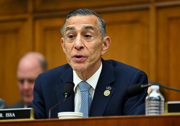 California Rep. Darrell Issa to retire, endorses Jim Desmond to succeed him