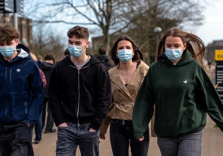 Deadly meningitis outbreak prompts college students to call for campus shutdown