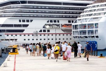 Canada confirms hantavirus case linked to cruise ship outbreak that has killed three passengers