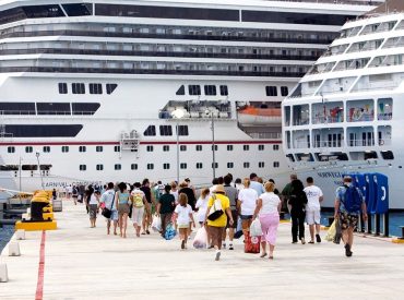 Canada confirms hantavirus case linked to cruise ship outbreak that has killed three passengers