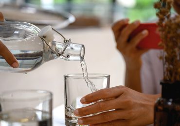 Filtered water at specific ages could add months to your lifespan decades later, new study finds