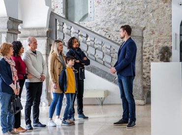 Frequent museum visits tied to reduced cellular aging, research finds