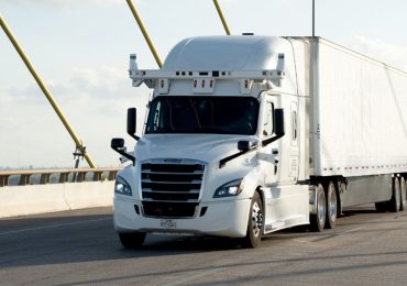 Humanless big rig completes first US freight run