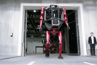 Rideable robot looks ready to stomp all over us