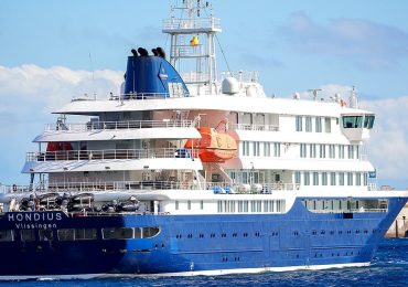 Two Maryland residents monitored for hantavirus after sharing flight with infected cruise ship passenger