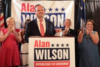 Double endorsement drama: Trump backs second candidate in red state’s GOP gubernatorial runoff