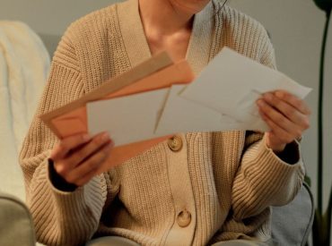Empty envelopes in your mailbox? Do not scan that code