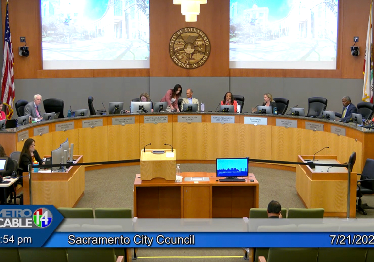 California mayor's hot mic catches candid exchange after audience sends meeting off rails