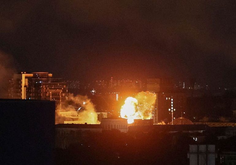 Russia launches ballistic missile attack on Kyiv hours after Zelenskyy warns of major strike