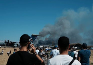 Fighter jet crashes at air show, killing 2 pilots with thousands of spectators watching