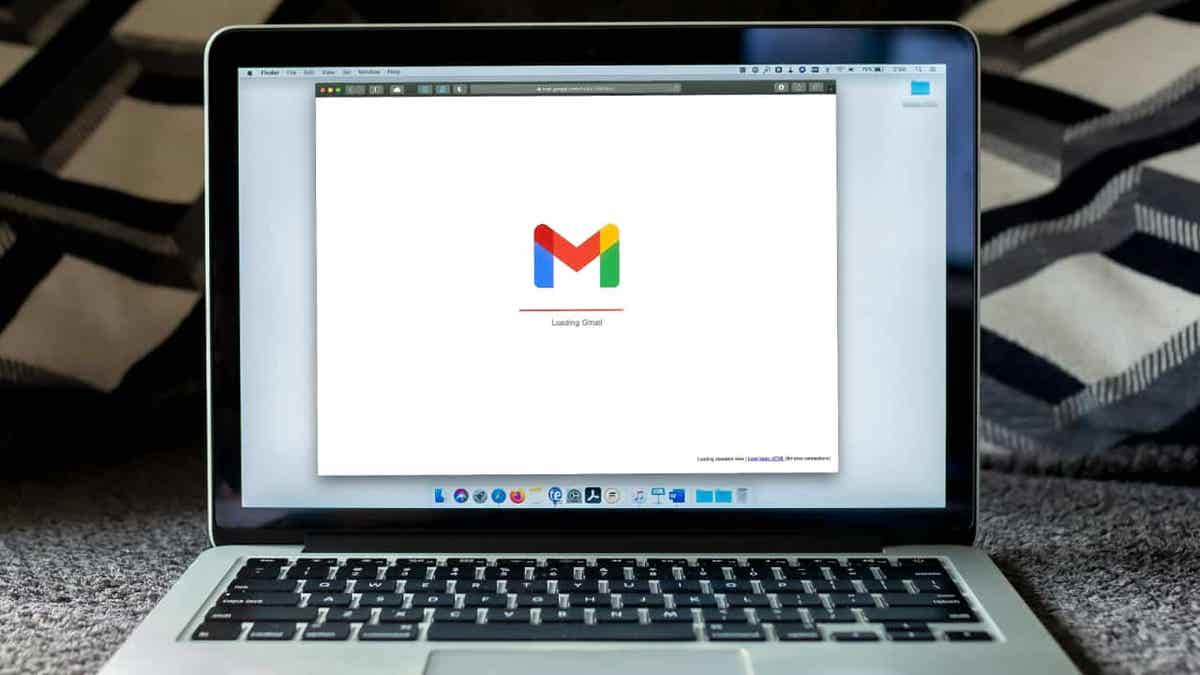 Gmail loading screen