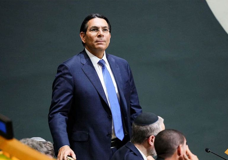 Israeli UN envoy's Starlink video reaches millions, with nearly 40% of Instagram viewers in Iran