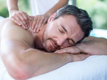 Massage clients report bizarre flu-like reaction after popular spa treatment