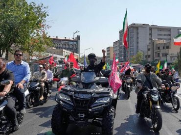 Motorcycle patrols swarm Iranian cities, checkpoints rise as regime braces for unrest