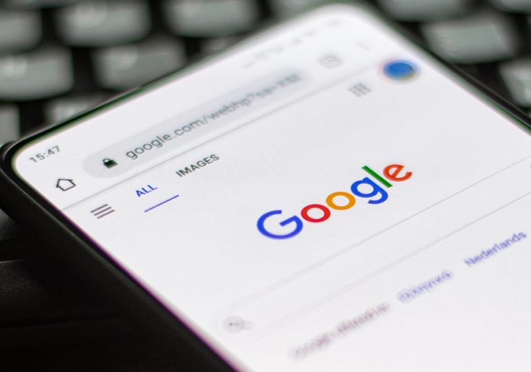 Scammers are buying Google ads to steal bank logins