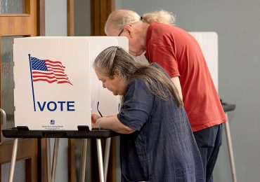 Is that campaign merch store official? Here's how to tell