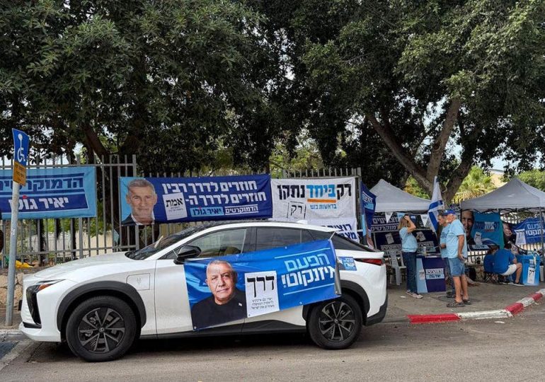 Netanyahu gains overnight as Israel election heads toward political deadlock