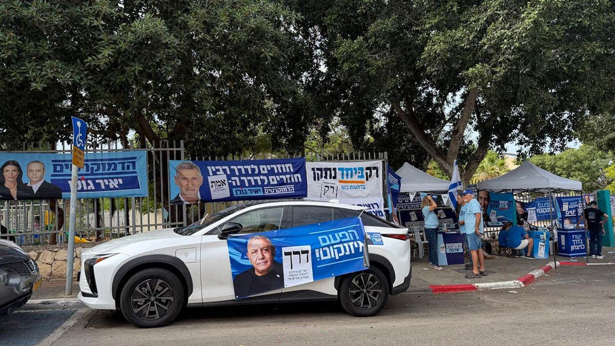 Netanyahu gains overnight as Israel election heads toward political deadlock