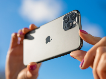 Your phone can fix badly framed photos after you take them